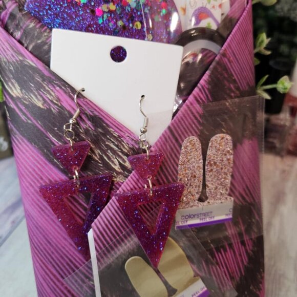 Color Street Mystery Gift Bundle - Picture 3 of 6